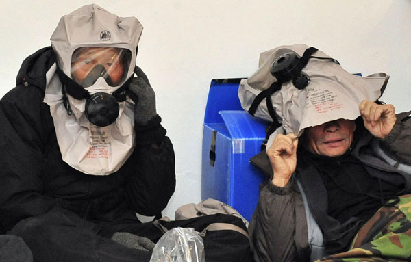 Residents in Yeonpyeong island move to bunkers
