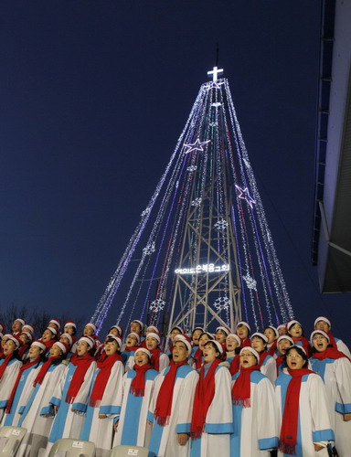 Christmas service on the stinging border 