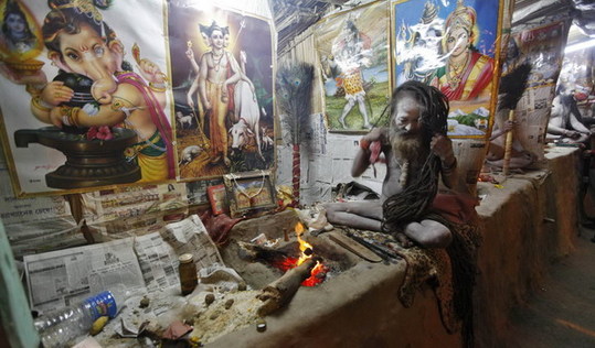 The pilgrims in Hindu pilgrimage trip
