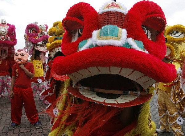Asia greets Lunar New Year 