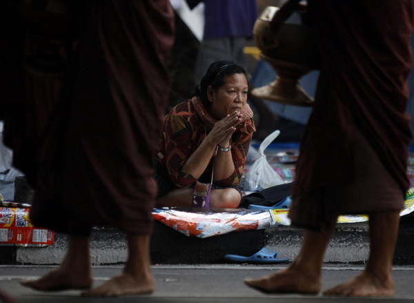 Snapshots: The world in 24 hours Feb 2