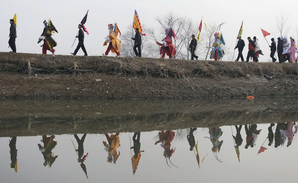 Snapshots: The world in 24 hours Feb 6