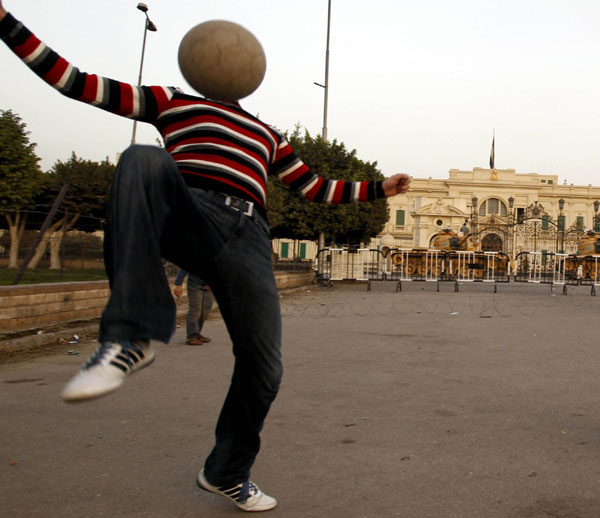 Snapshot: The World in 24 hours, Feb 24