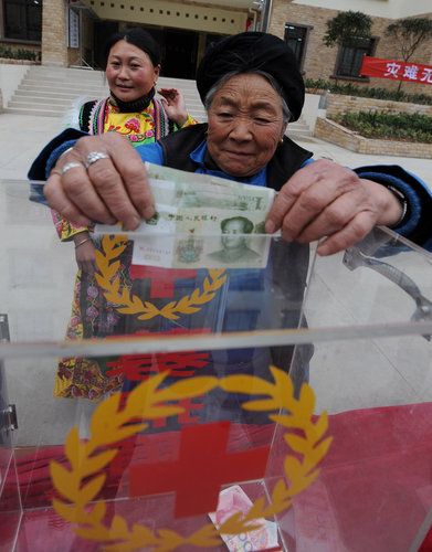 China's quake victims donate to Japan