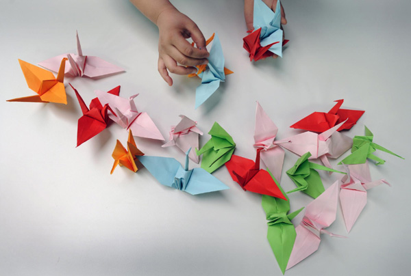 A thousand cranes for Japan's quake victims