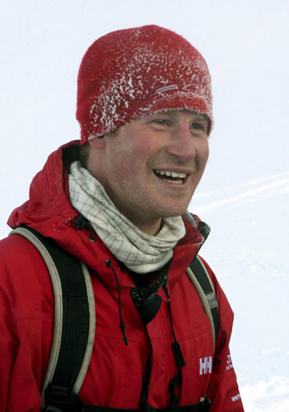 Prince Harry hits the ice for polar charity trek