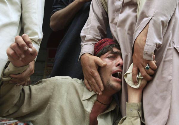 Snapshots: the world in 24 hours Mar 31