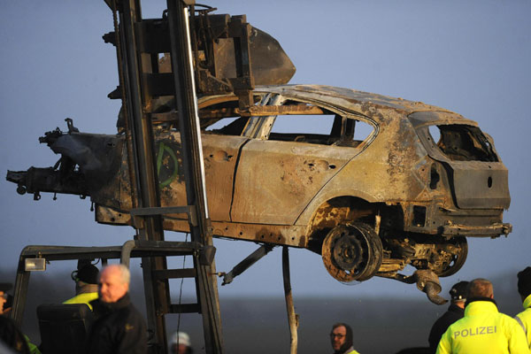 Crash on German motorway kills 8, injures nearly 100