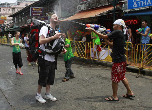 Thailand celebrates traditional New Year