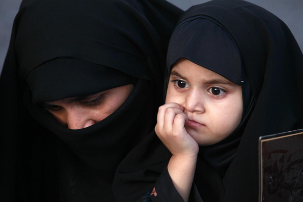 Snapshots: The world in 24 hours, April 17