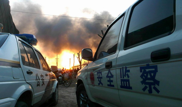1 killed in warehouse fire in N China