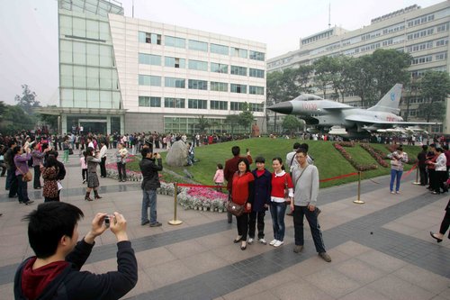 Retired fighter jet on display in SW China