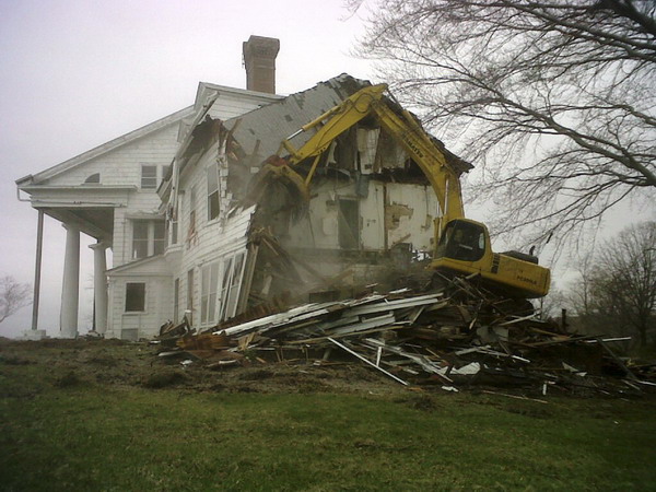 The last time I see Lands End mansion