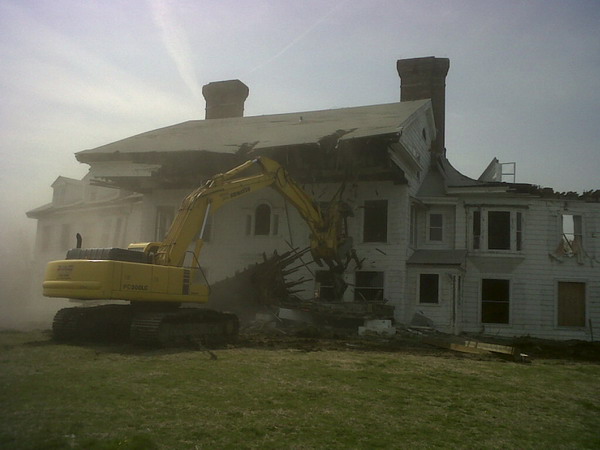 The last time I see Lands End mansion