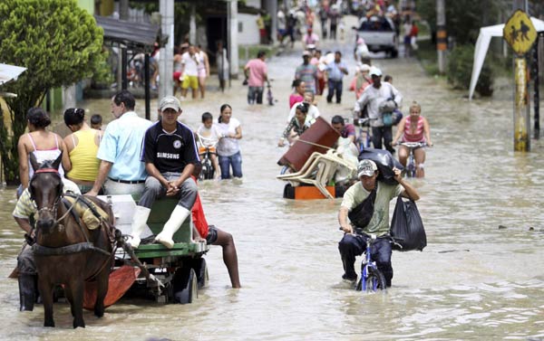 Heavy rains hit Colombian city