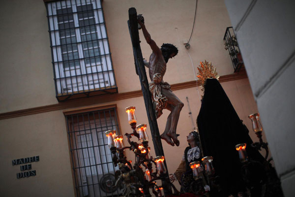 Holy week around the world