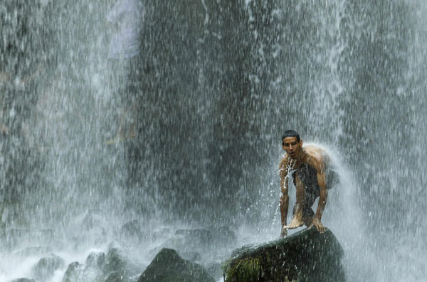Play with water during holy week