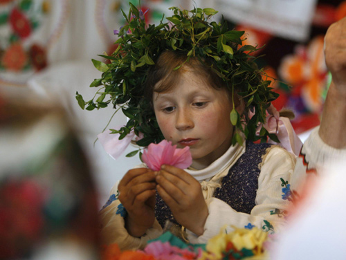 Snapshots: The world in 24 hours May 6, 2011
