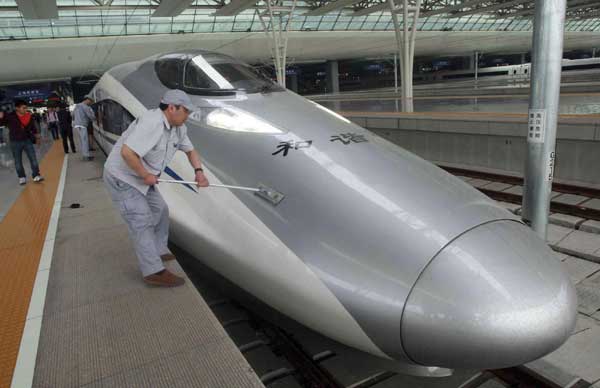 Beijing-Shanghai high speed rail on trial run