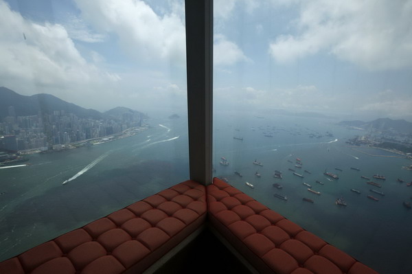 World's highest hotel opens in HK