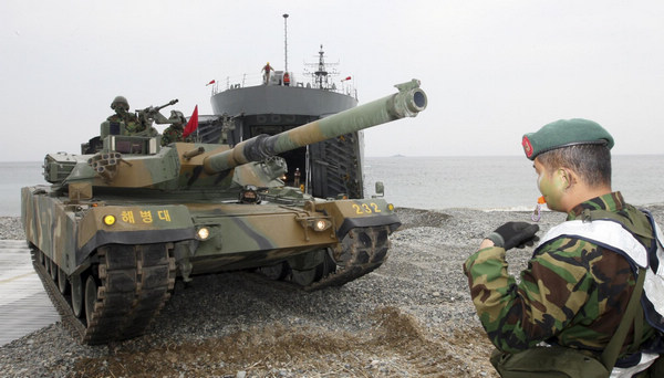 South Korean Army conducts live fire drill