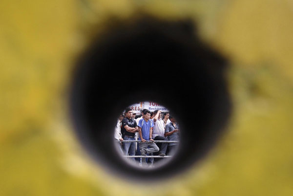 Snapshots: The world in 24 hours, May 25