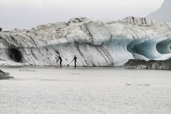 Snapshots: The world in 24 hours, May 26