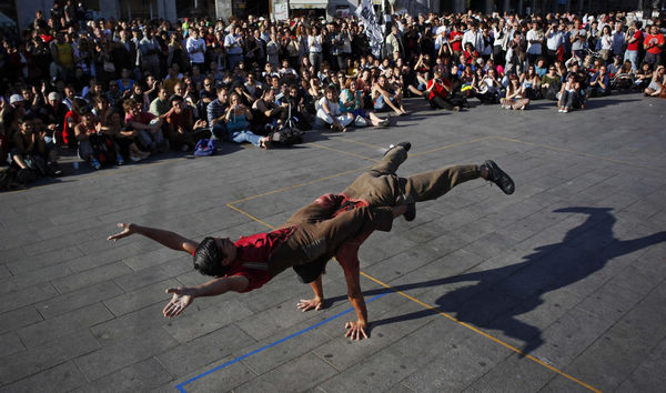 Snapshots: The world in 24 hours, June 2