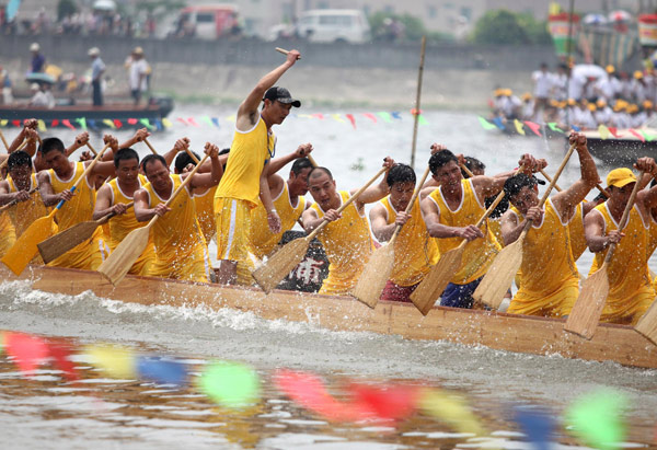 Dragon boat races breathe life into festival