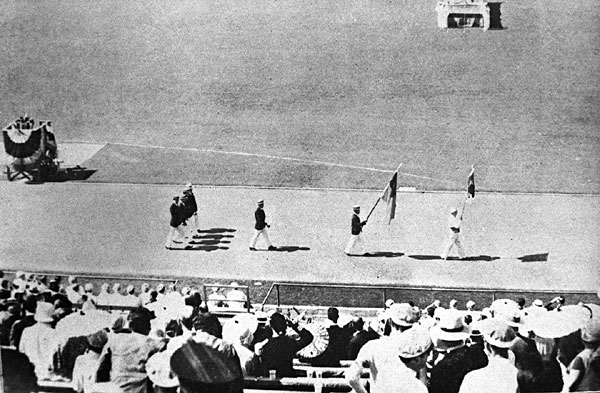 Olympic heroes who witnessed China's breakthrough China's Olympians: The yellowish file photos
