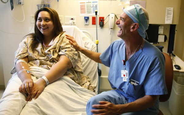 Mother and daughter go through gastric bypass