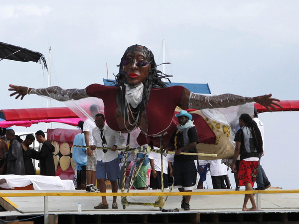 Snapshots: the world in 24 hours, July 3