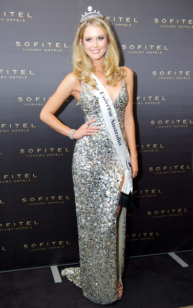 Scherri Lee Biggs crowned Miss Universe Australia