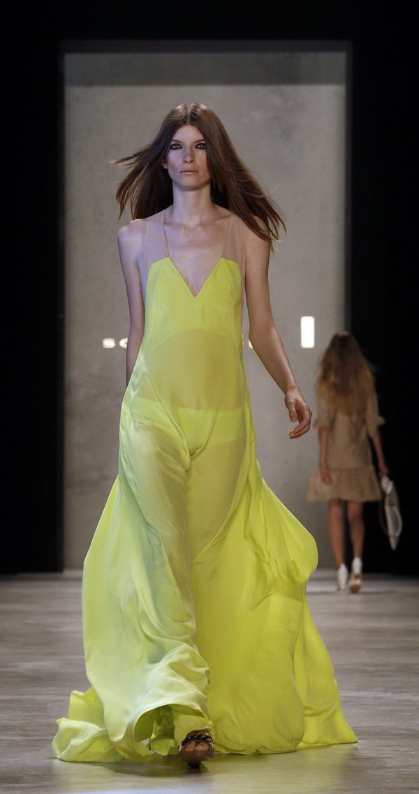 Creative designs in Berlin S/S 2012 FW