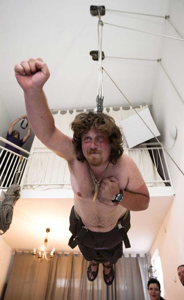 Body suspension convention in Israel