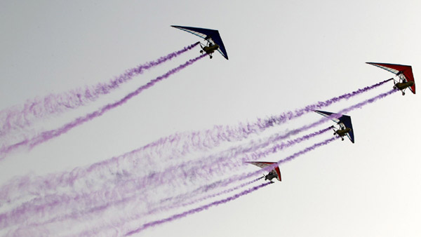 Gliding festival in northwest province
