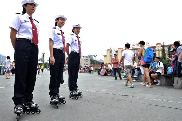 Law and order on roller blades in SW China city