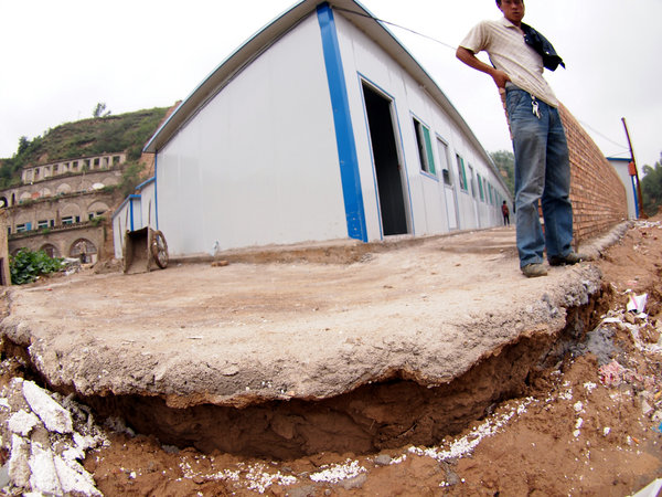 Ground collapses undermine N China village