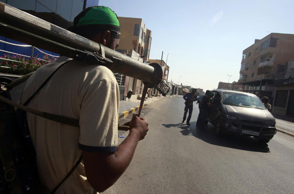 Rebels seize Tripoli, inch toward victory