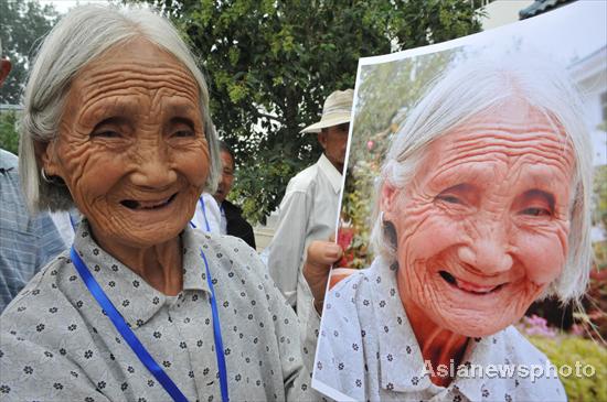 Seniors' smiles recorded as a festival gift