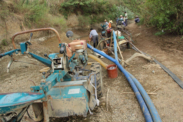 Drinking water shortage in S China