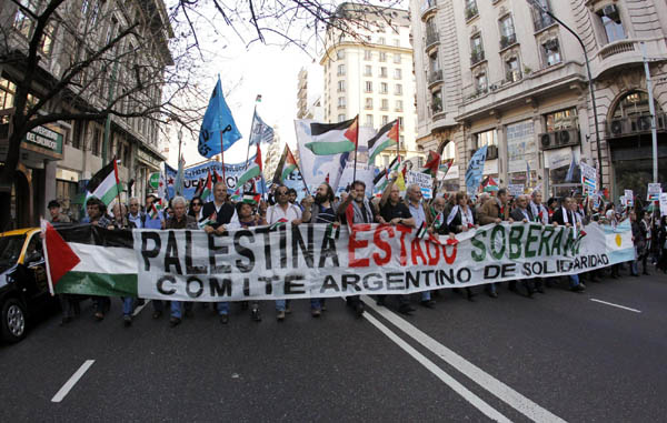 Palestinians rally for the UN statehood bid