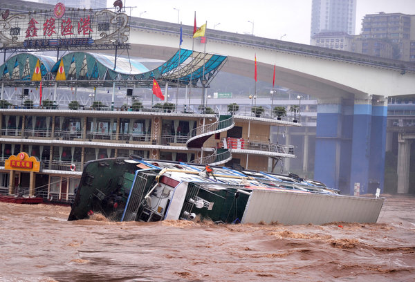 Dining ship swept by rushing river