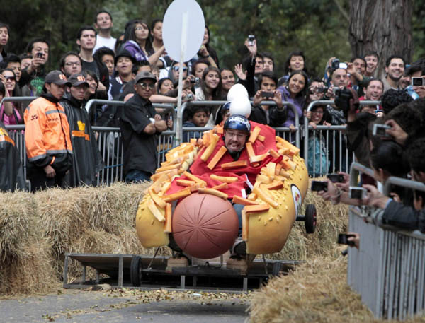 Roller cart race in Colombia