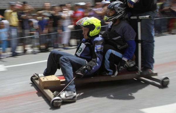 Roller cart race in Colombia