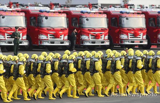 Massive fire rescue drill held in NE China city