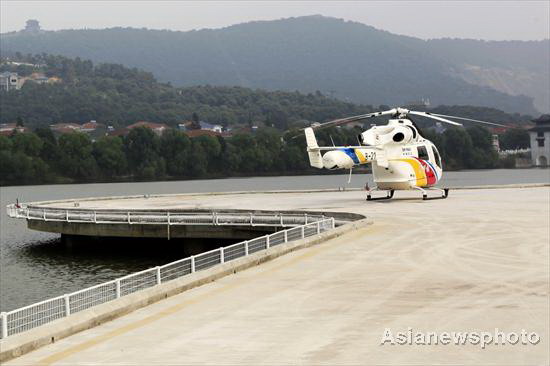 Rich village now boasts tourist helicopters