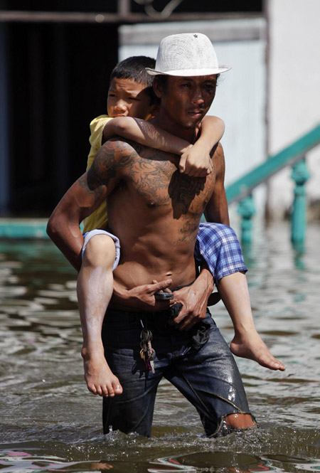 Thailand floods continue