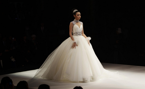 Wedding dress show at China Fashion Week
