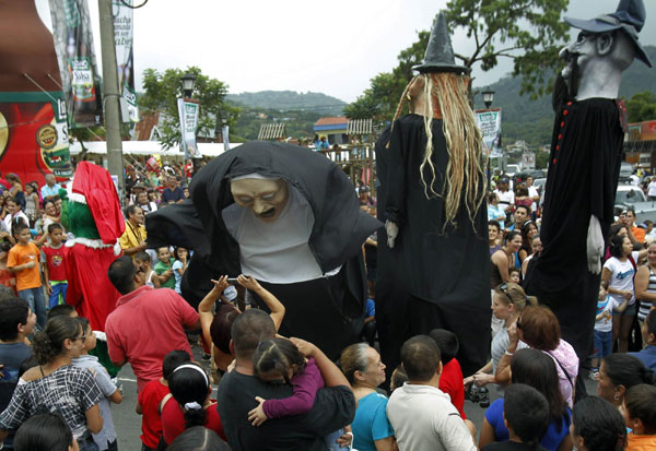 To parade with masks